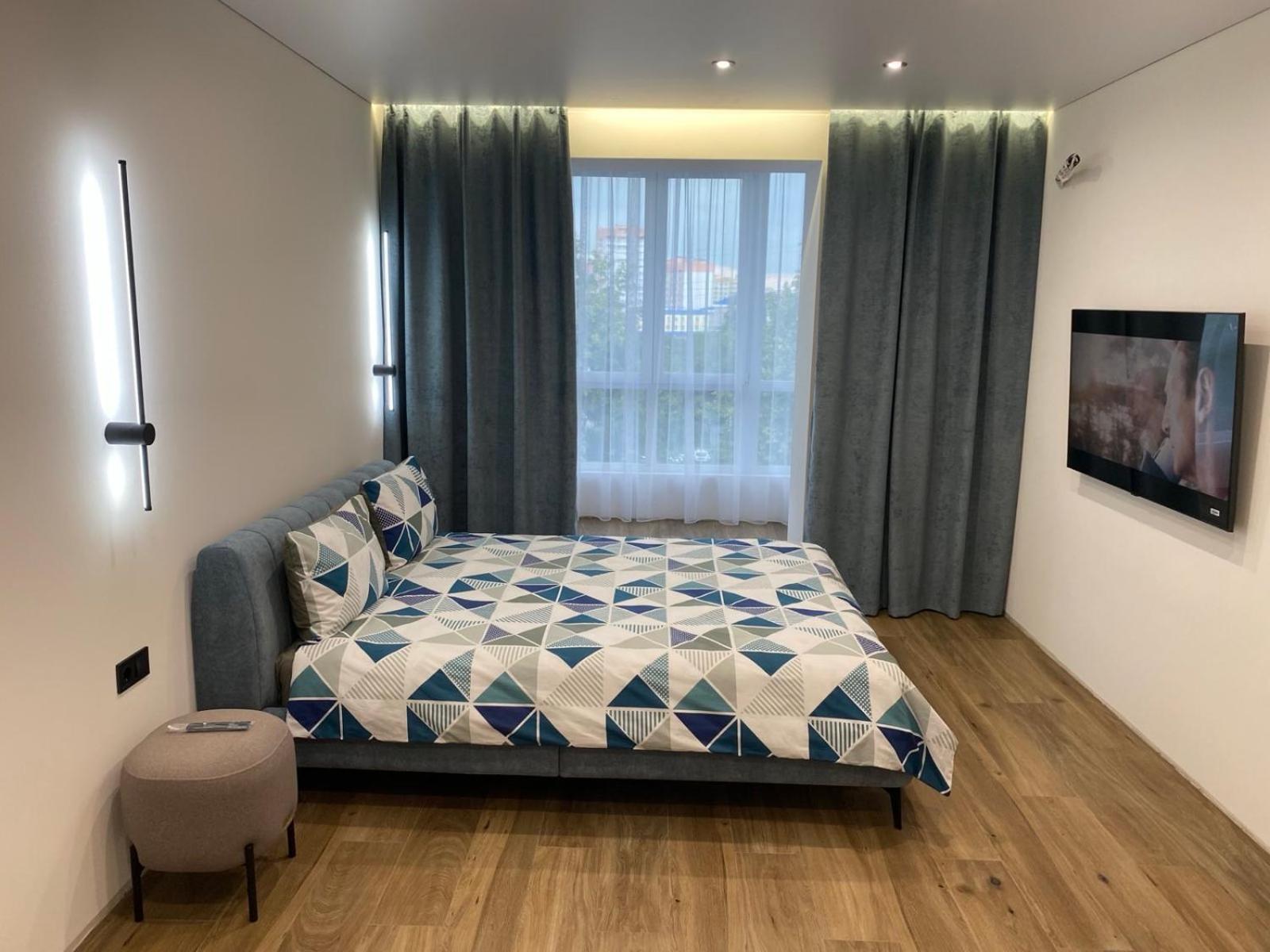 Апартаменти В Районі Автовокзалу Поблизу Обласноі Лікарні Жк Great House Rivne Esterno foto