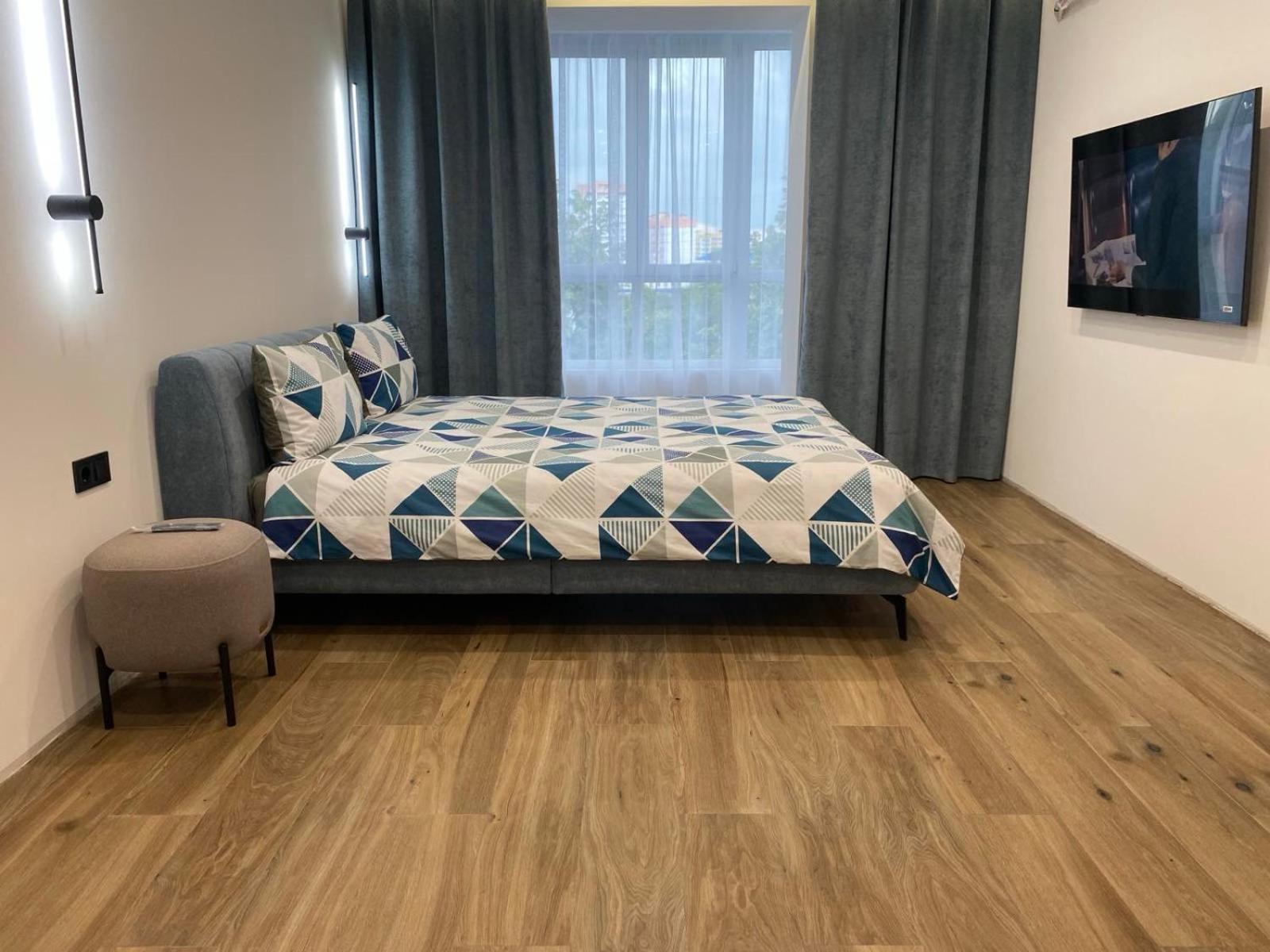 Апартаменти В Районі Автовокзалу Поблизу Обласноі Лікарні Жк Great House Rivne Esterno foto