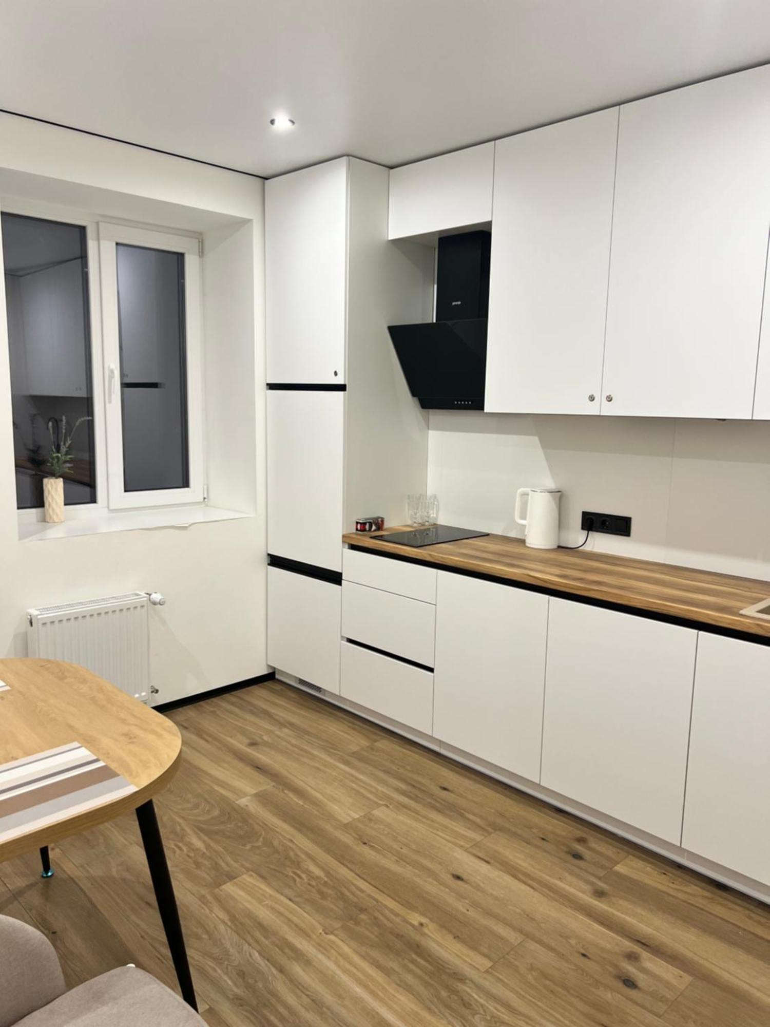 Апартаменти В Районі Автовокзалу Поблизу Обласноі Лікарні Жк Great House Rivne Esterno foto